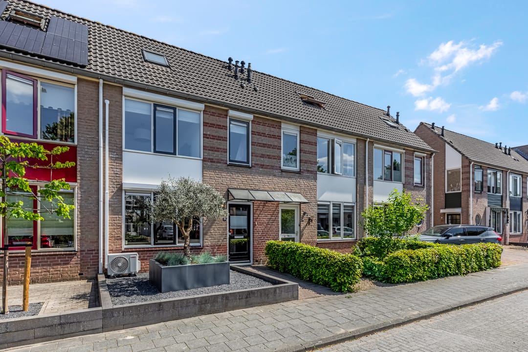 Foto 1 van F.J. Ebbensstraat 19