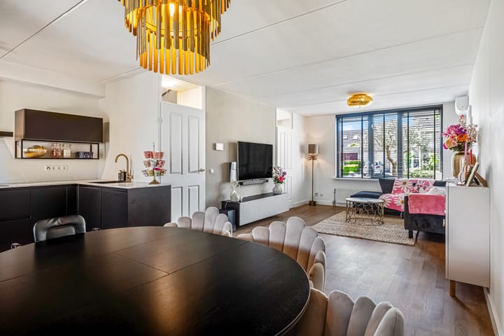 Foto 14 van F.J. Ebbensstraat 19