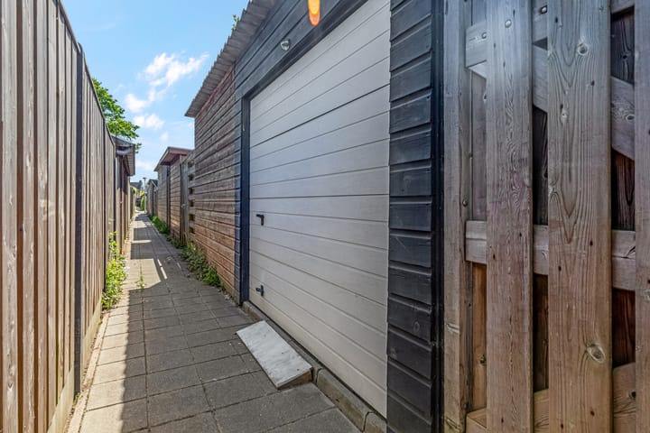 Foto 34 van F.J. Ebbensstraat 19