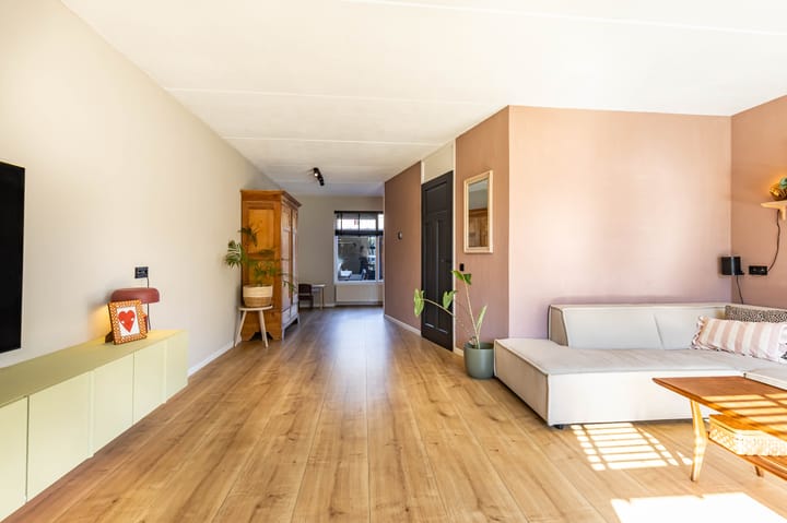 Foto 26 van Hotze Buwaldastraat 15