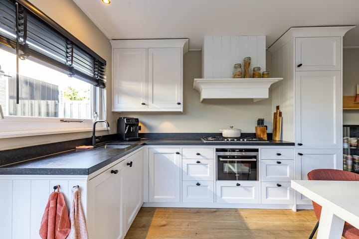 Foto 35 van Hotze Buwaldastraat 15