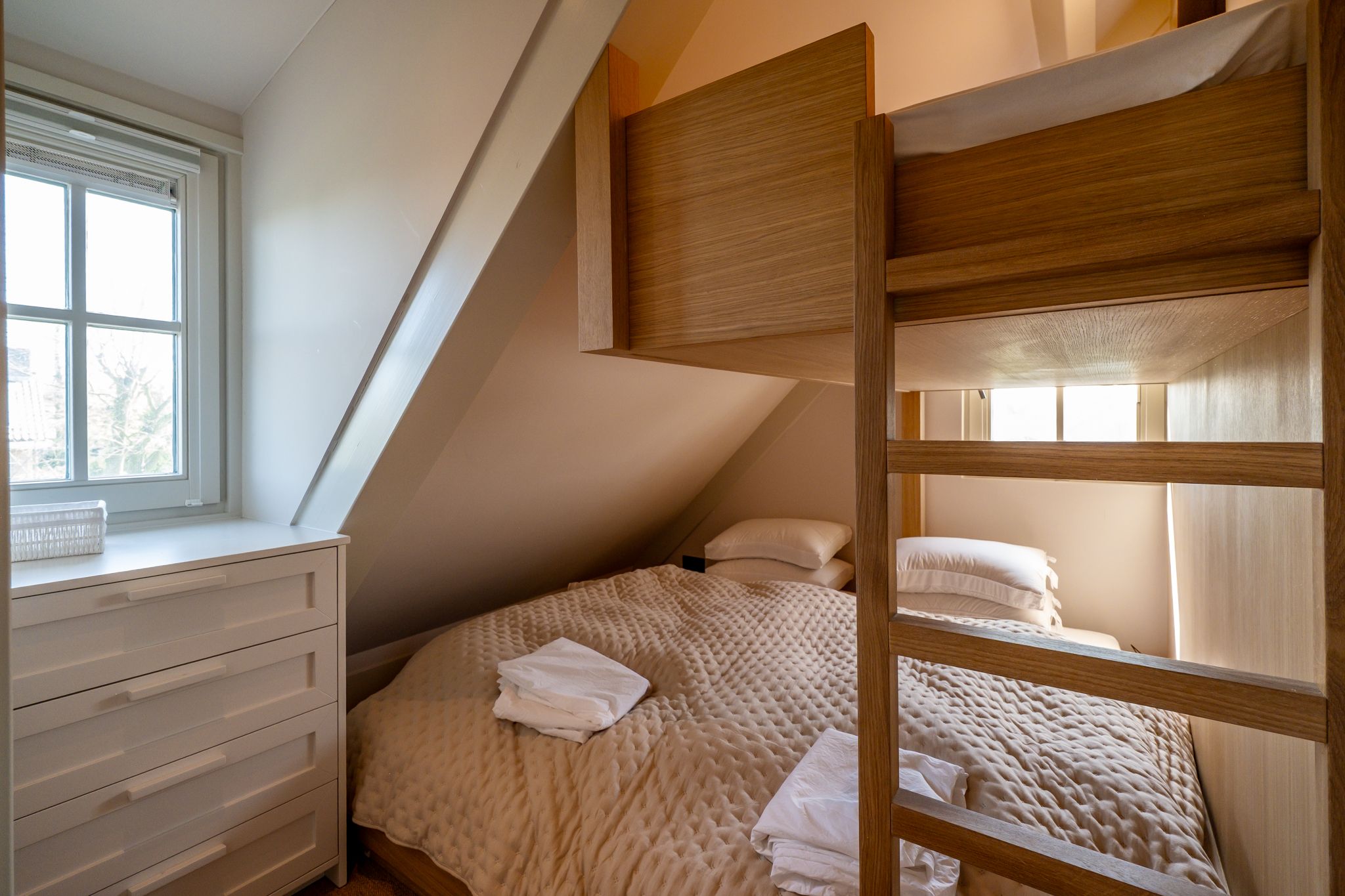 Foto 15 van Herenweg 242-R1