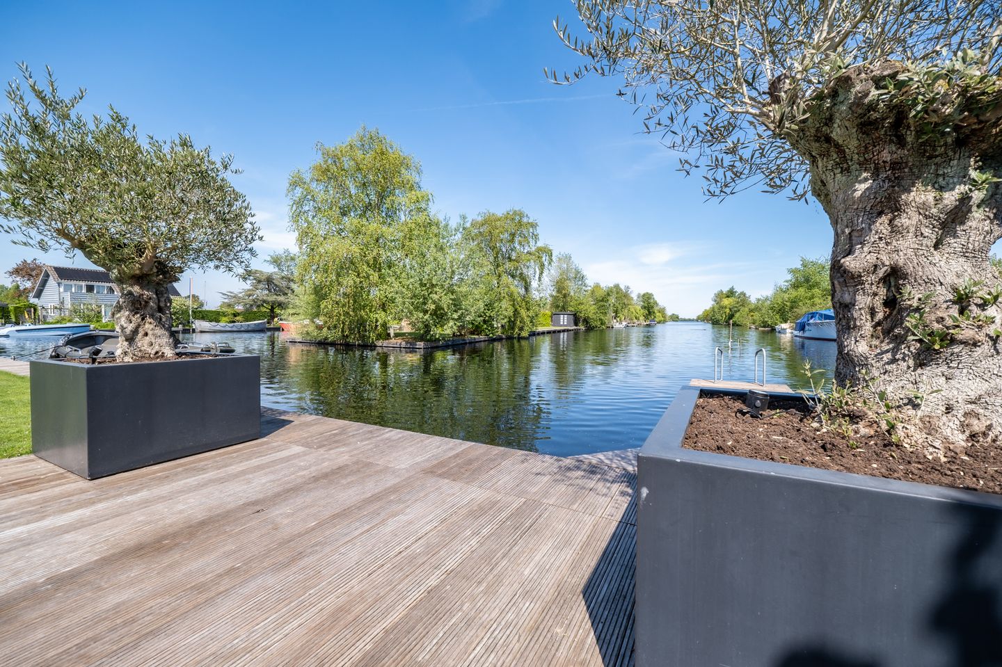 Foto 29 van Herenweg 242-R1