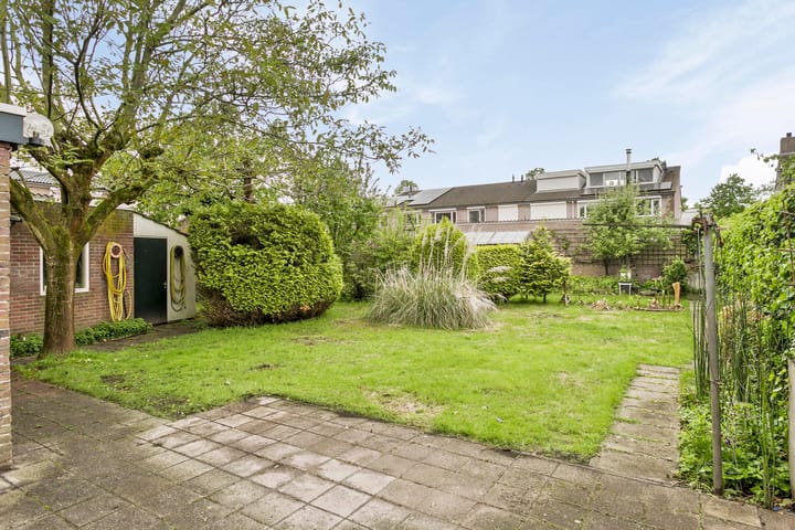 Huis te koop: Hulst 127 5662 TG Geldrop [Funda]