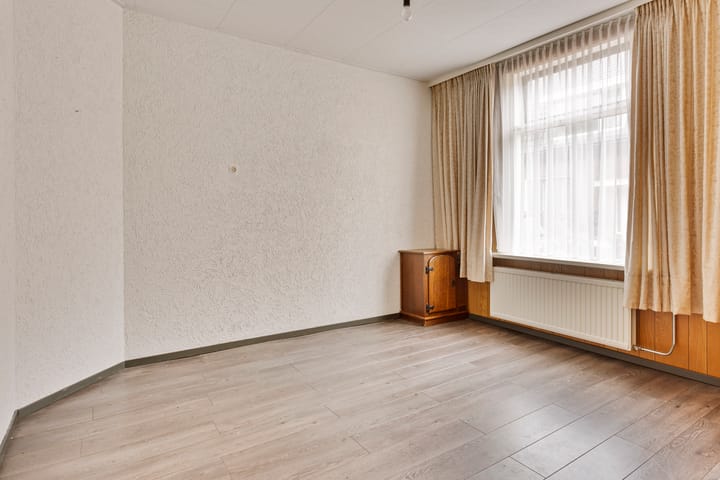 Foto 12 van Hulst 127