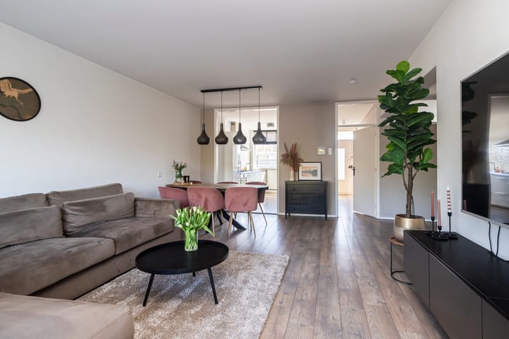 Foto 1 van Volendamlaan 718