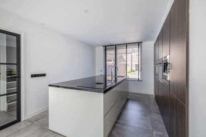 Foto 16 van Juralaan 25