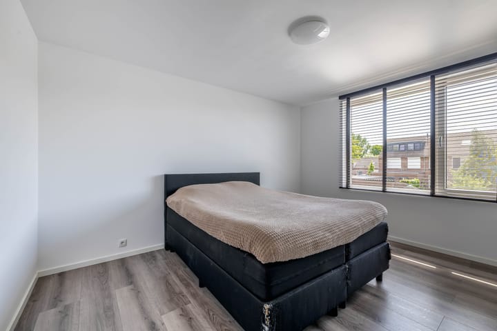 Foto 19 van Juralaan 25