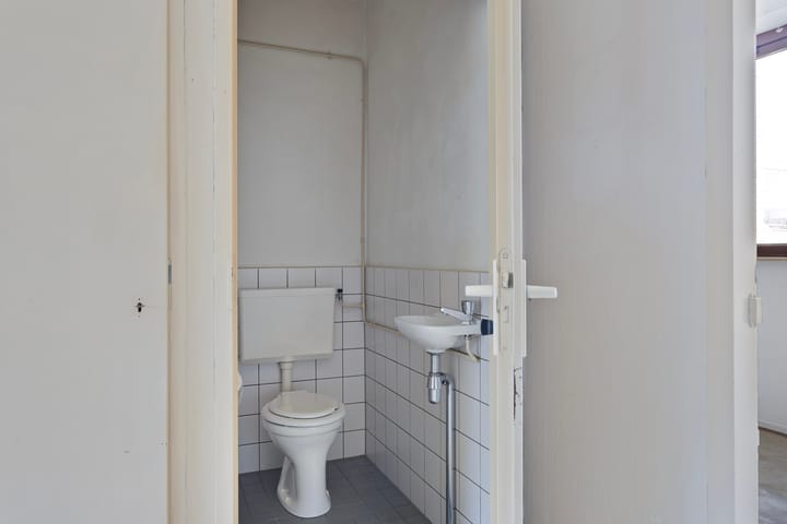 Foto 14 van Voltastraat 1