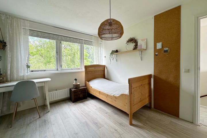 Foto 30 van Leonardo da Vincistraat 2