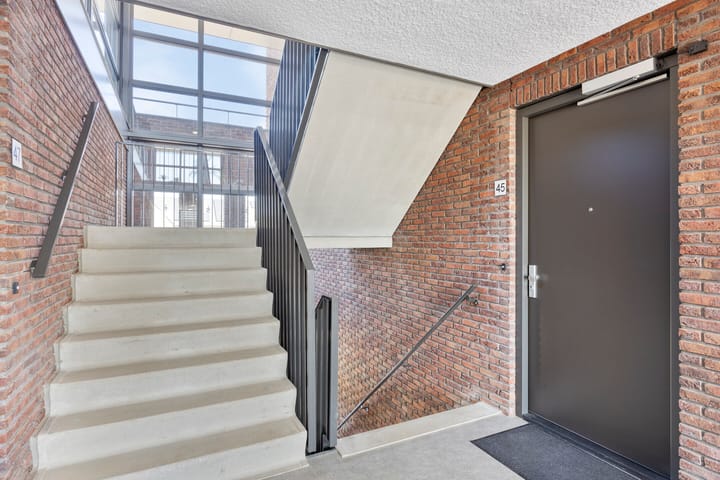 Foto 4 van C. Lofstraat 45