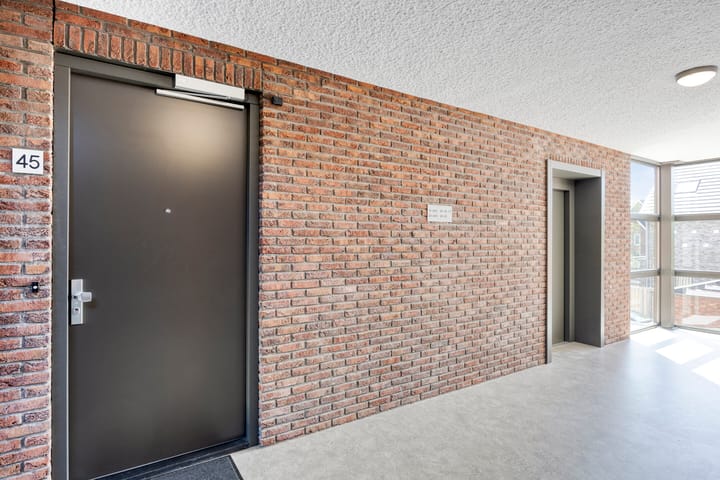 Foto 5 van C. Lofstraat 45