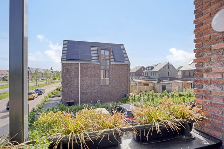 Foto 34 van C. Lofstraat 45