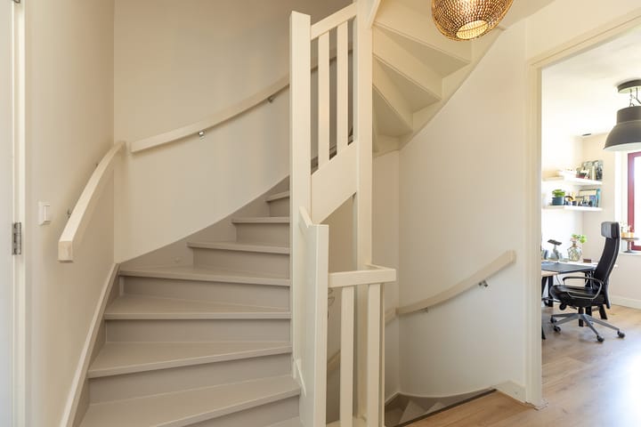 Foto 15 van Rogier van Otterloostraat 9