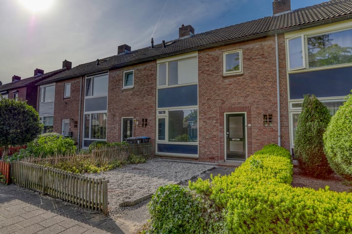 Photo 1 of Chrysantenstraat 21