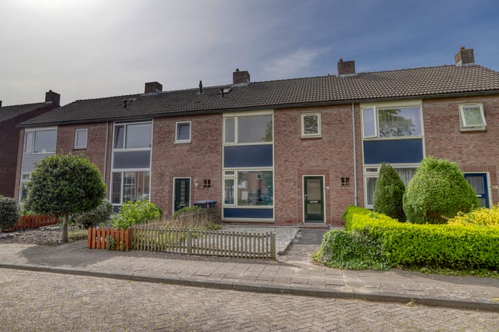 Photo 18 of Chrysantenstraat 21