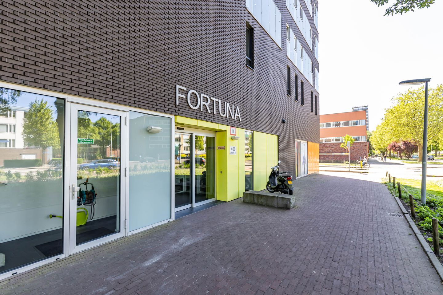 Foto 5 van Siersteenlaan 468-1