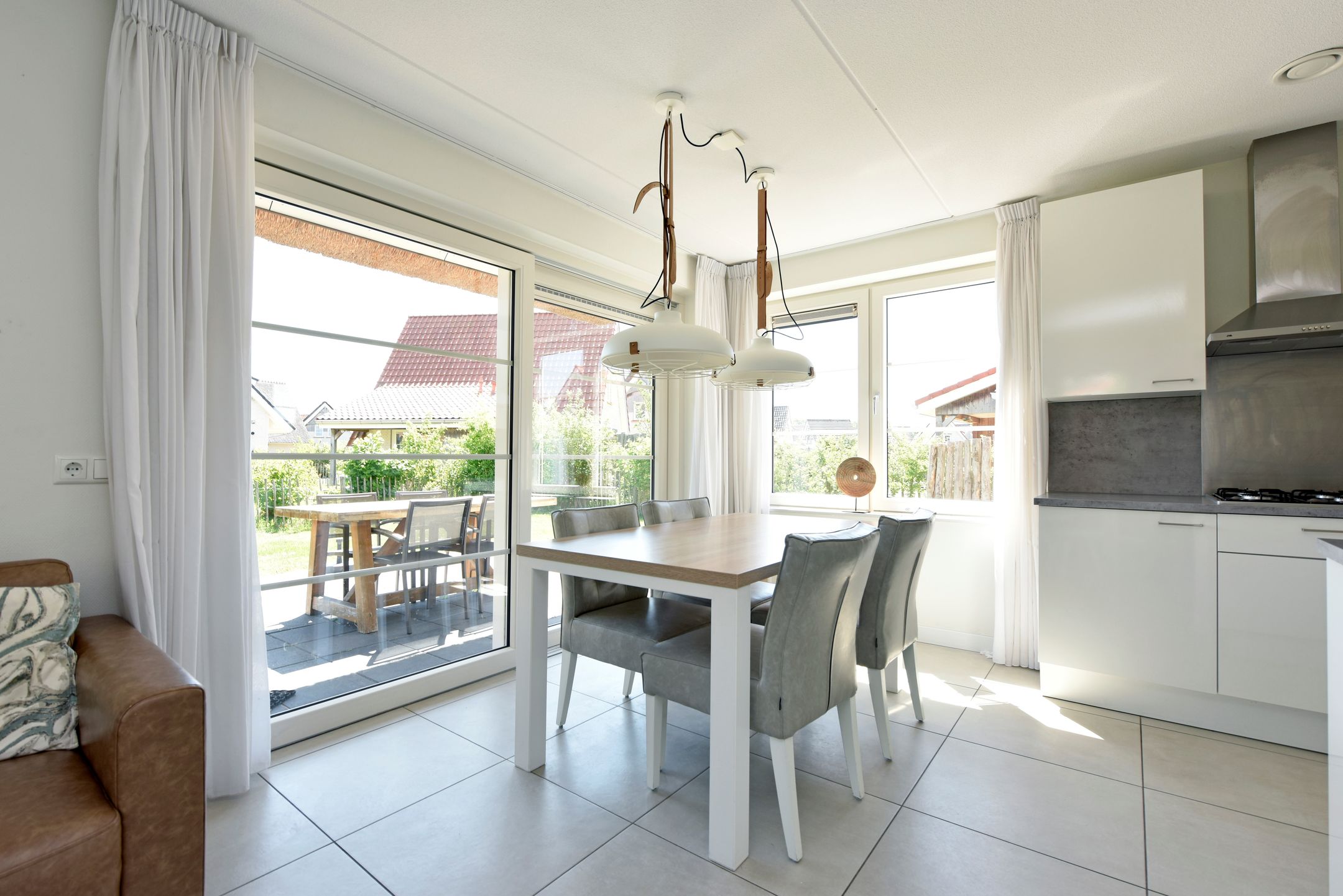 Foto 3 van Zeedijk 24-438