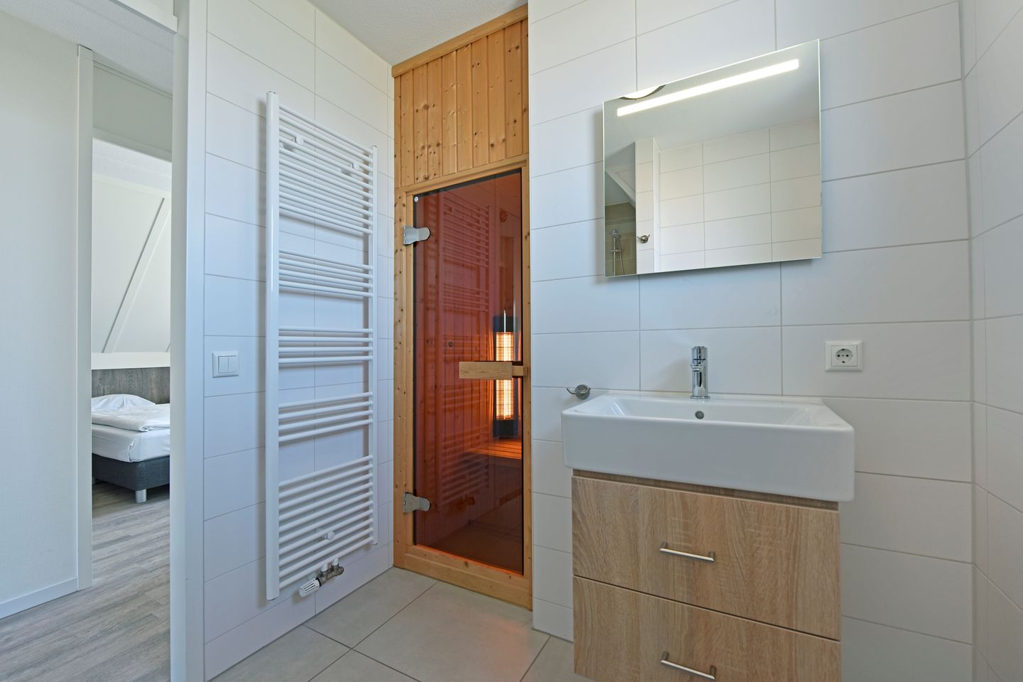 Foto 4 van Zeedijk 24-438