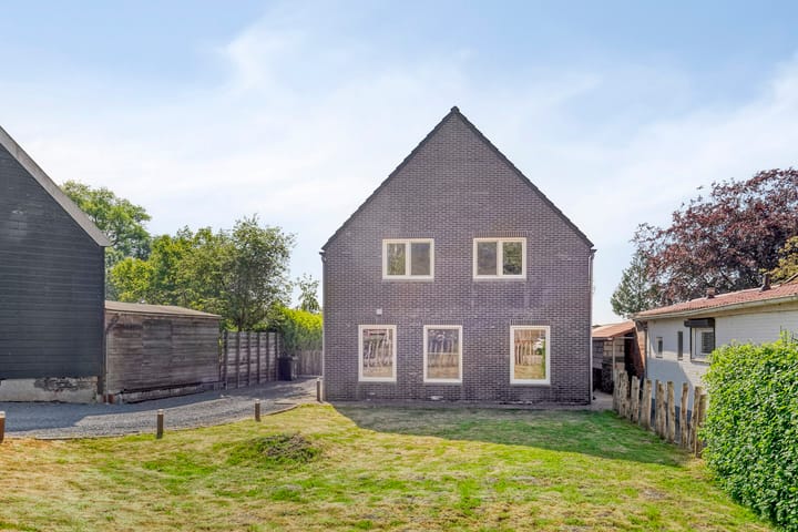 Photo 42 of Sasput 5