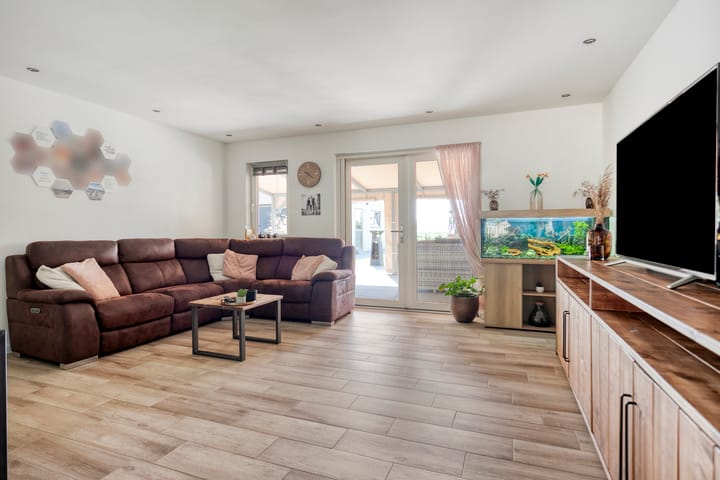 Photo 11 of Sasput 5