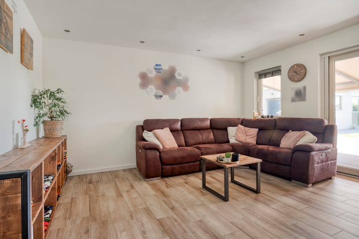 Photo 12 of Sasput 5