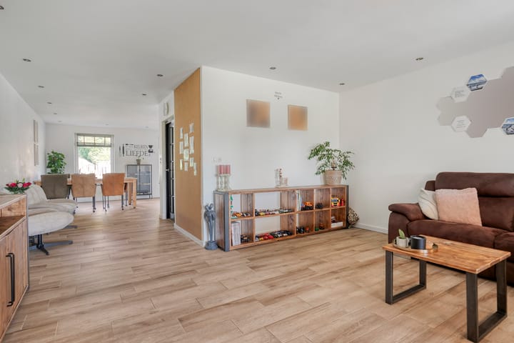 Photo 14 of Sasput 5