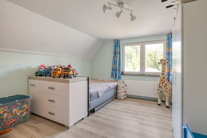 Photo 32 of Sasput 5