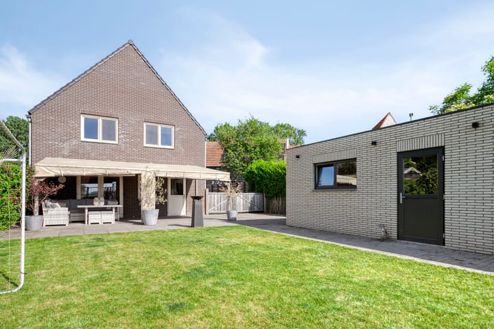 Photo 35 of Sasput 5