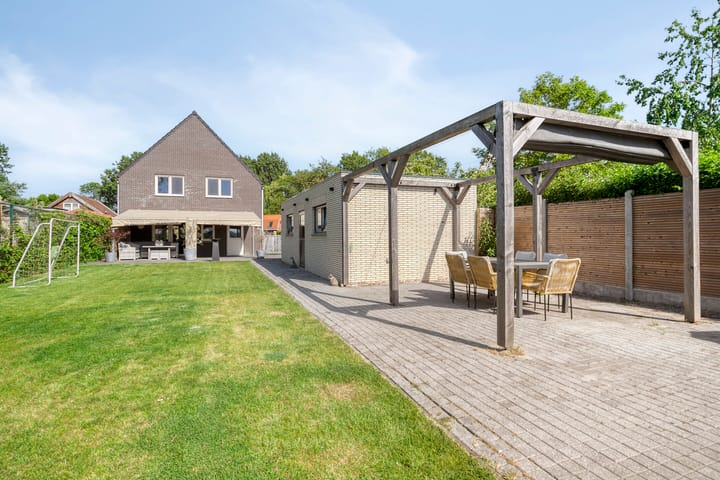 Photo 36 of Sasput 5