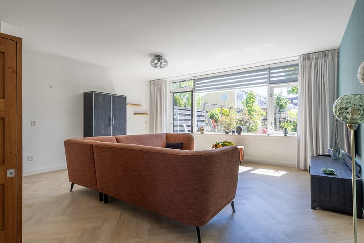 Foto 7 van Claude Debussystraat 124