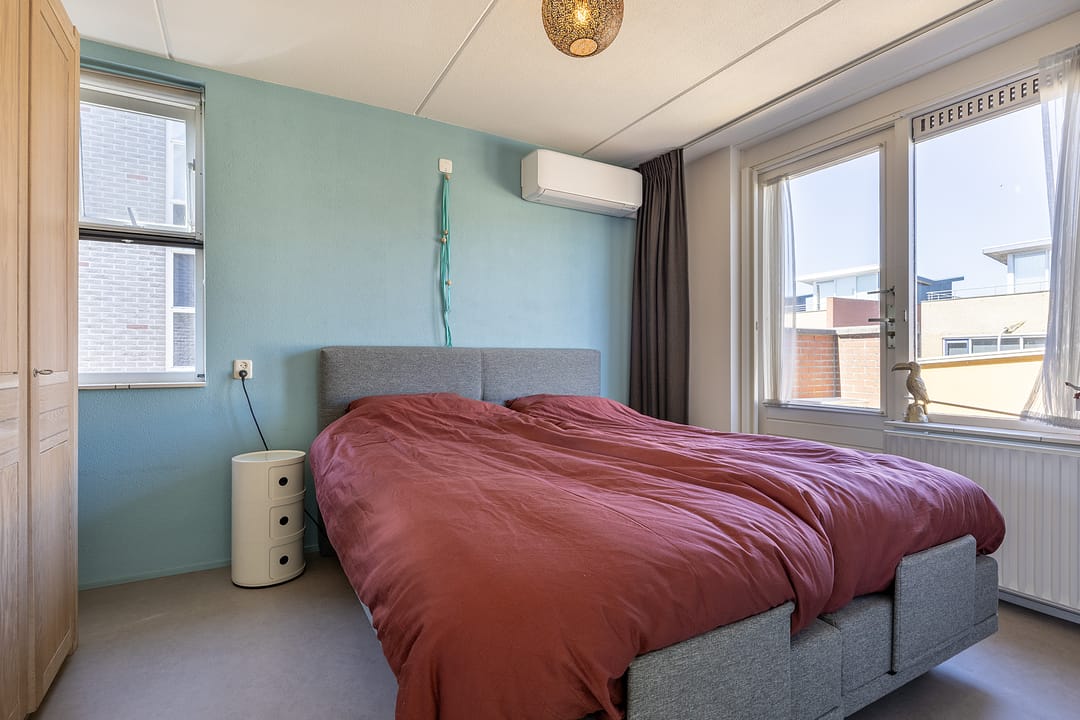 Photo 11 of Claude Debussystraat 124