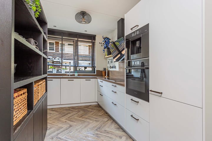 Foto 11 van Johan Grauwertlaan 14