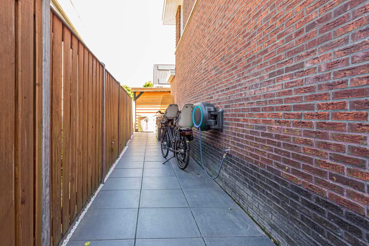 Foto 18 van Johan Grauwertlaan 14