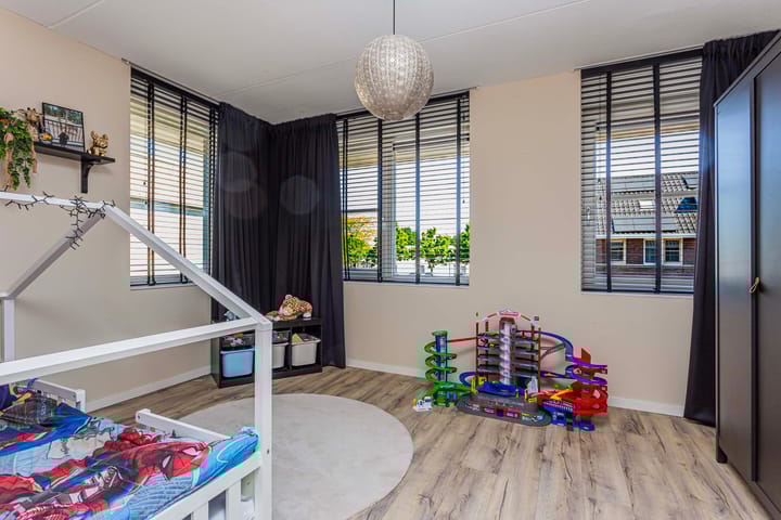 Foto 27 van Johan Grauwertlaan 14