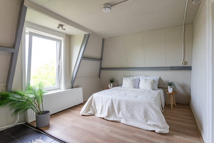 Foto 12 van De la Reyweg 38-B