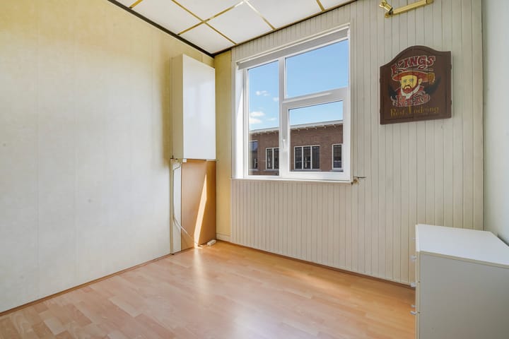 Foto 13 van Esdoornstraat 35