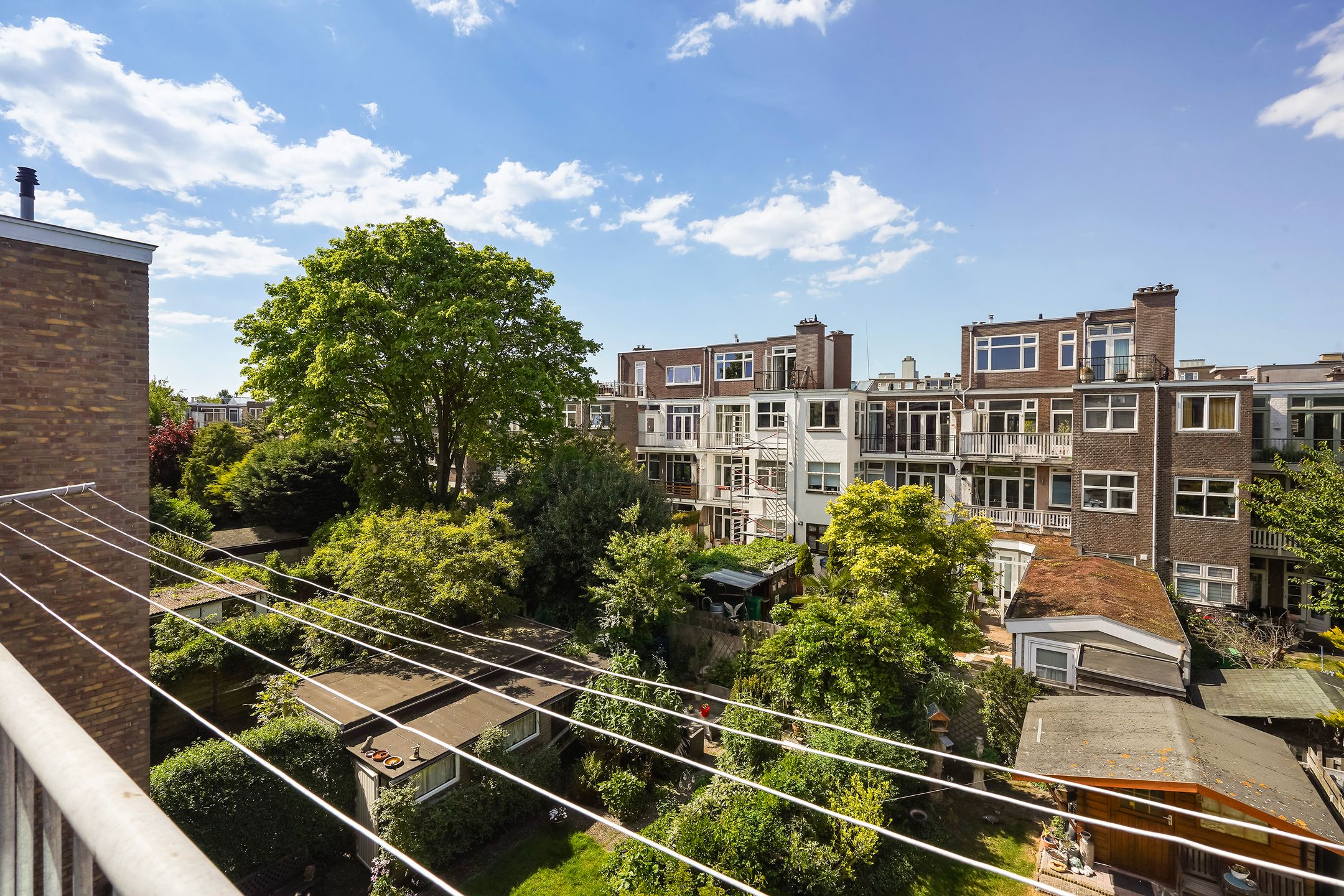 Foto 18 van Esdoornstraat 35