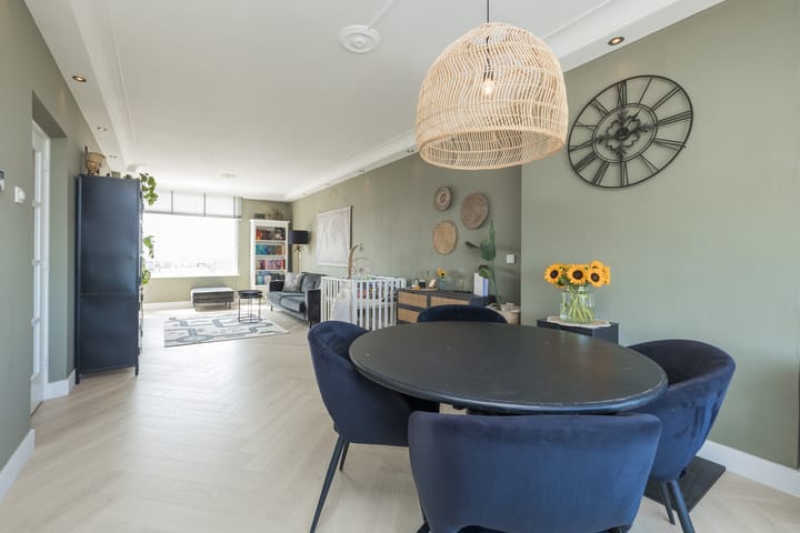 Foto 15 van Rijnmond 136