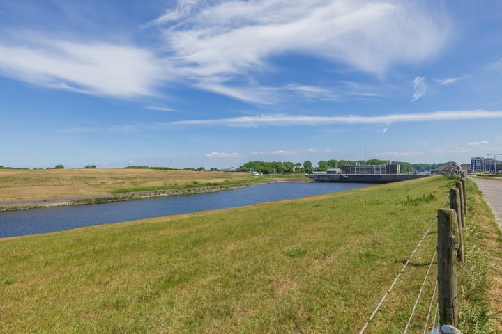 Foto 35 van Rijnmond 136