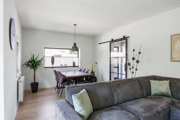 Foto 2 van Julianalaan 18