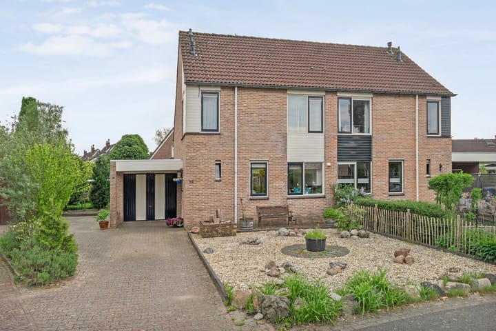 Foto 38 van Krulmate 12