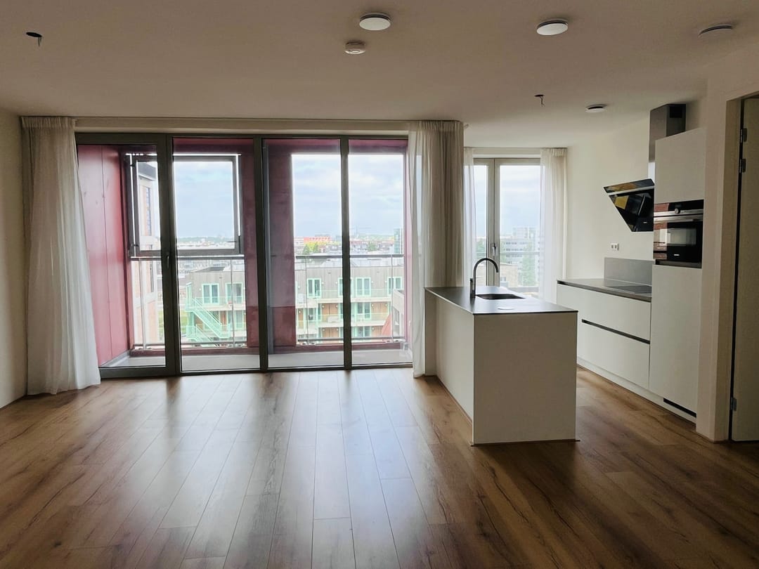 Foto 11 van Oostenburgermiddenstraat 519