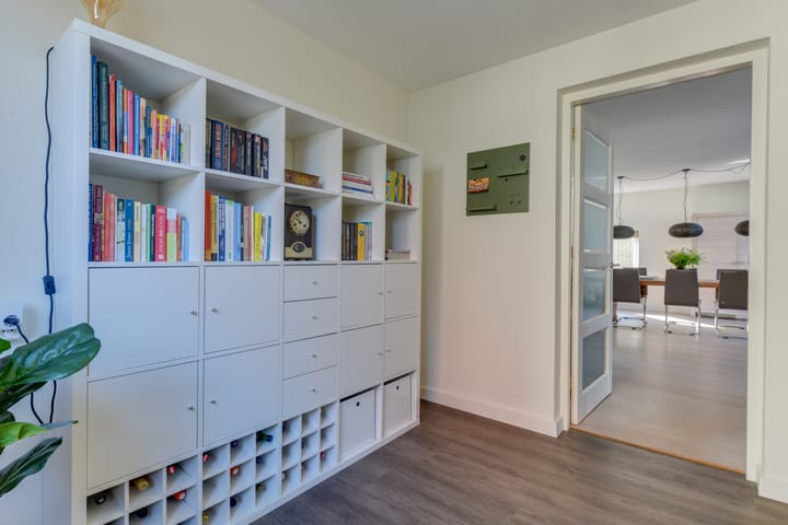 Photo 18 of Aurora 29