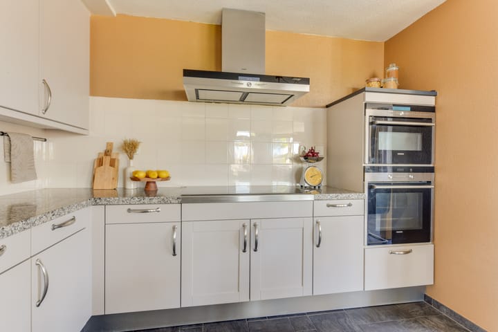 Photo 21 of Aurora 29