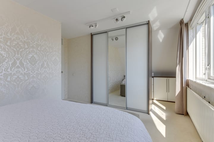 Photo 30 of Aurora 29