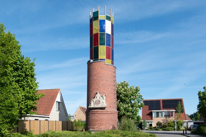 Photo 66 of Aurora 29