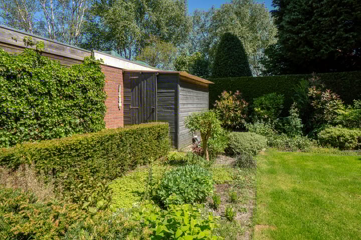 Photo 33 of Albert Sommerstraat 6