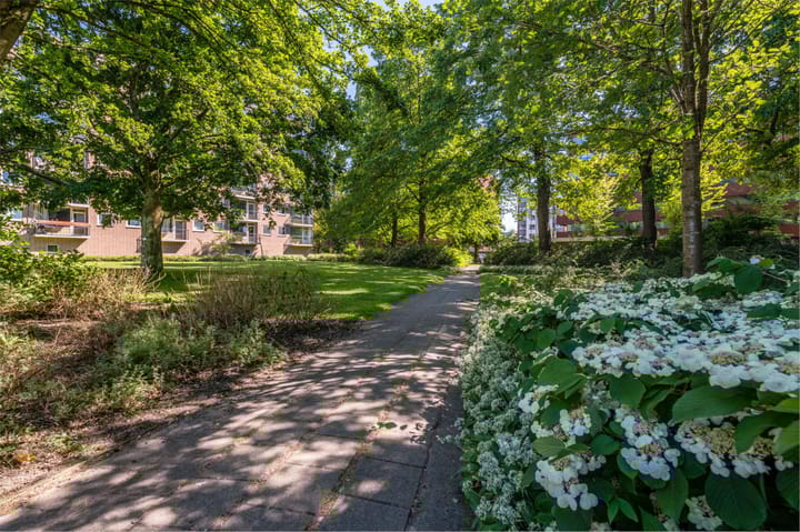 Foto 26 van Mr. G. Groen van Prinstererlaan 161