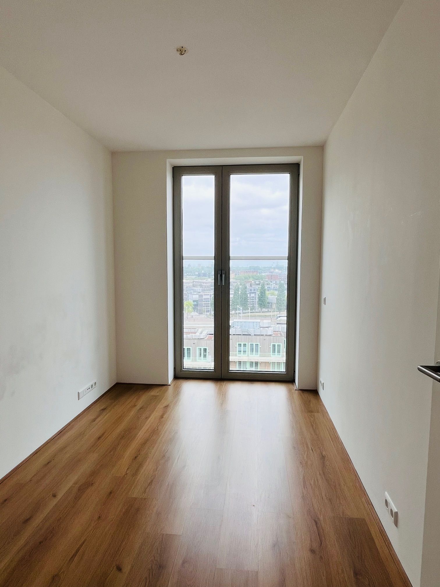 Foto 18 van Oostenburgermiddenstraat 567